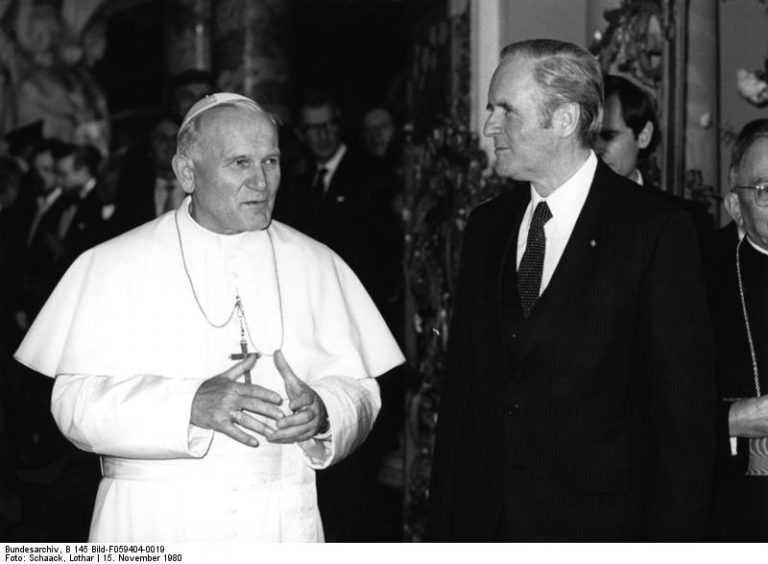 Jan Pavel II. při setkání se západoněmeckým prezidentem Karlem Carstensem.