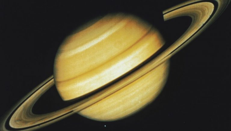 Co za zvuky zachytila sonda Cassini?