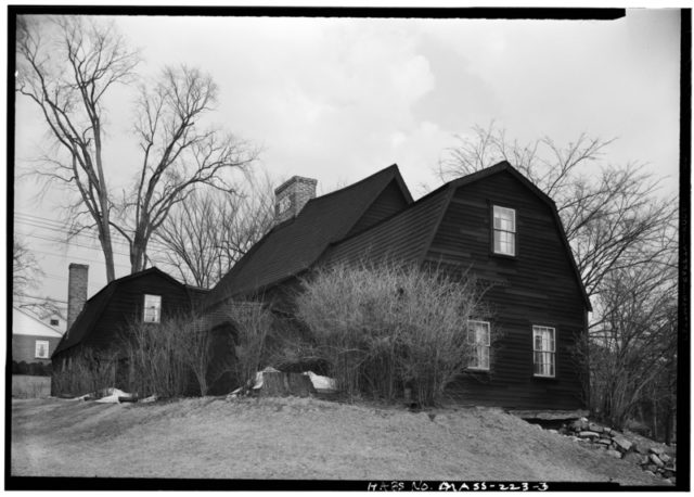 Dům na dobové fotografii