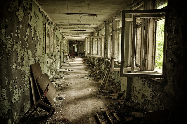Legendární záběry z opuštěné Pripyati.