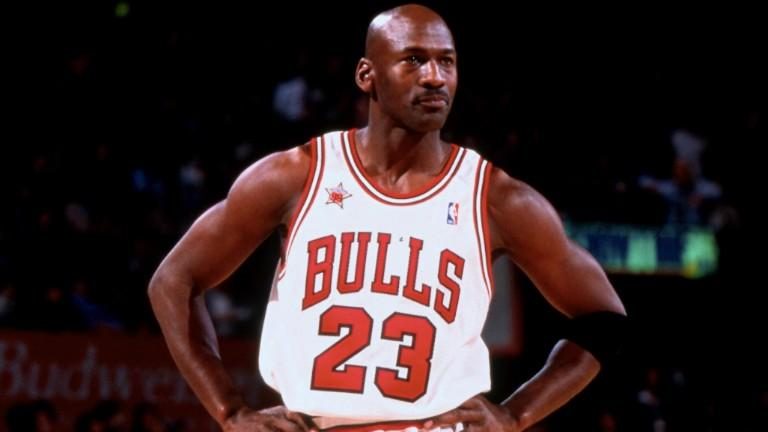 Budeme moci znovu vídat legendy minulosti, jako je např. basketbalista Michael Jordan?