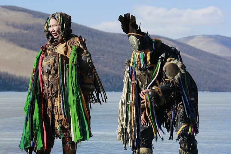 V Mongolsku bývají šamany muži i ženy.