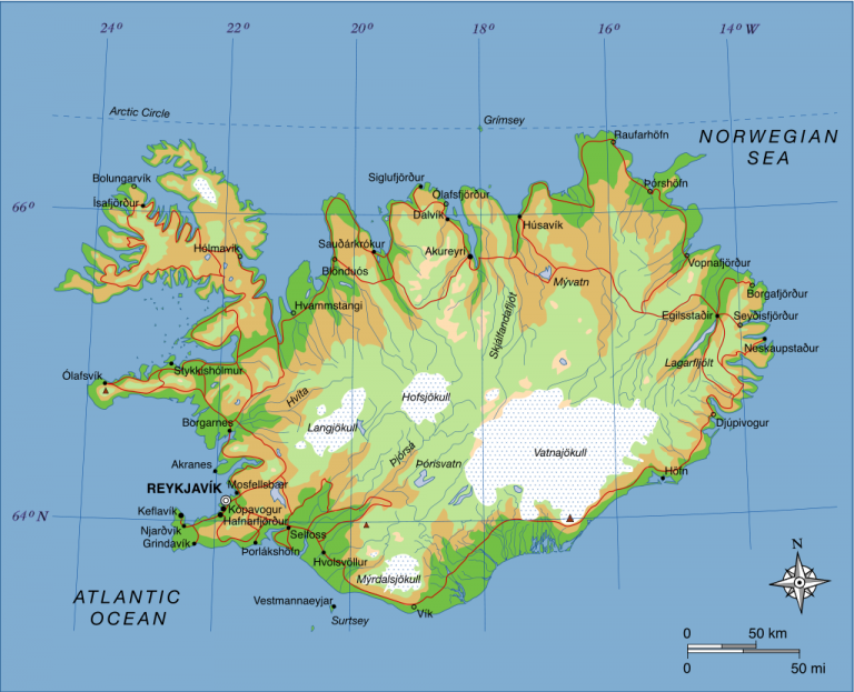 Island leží u pobřeží Atlantského oceánu.