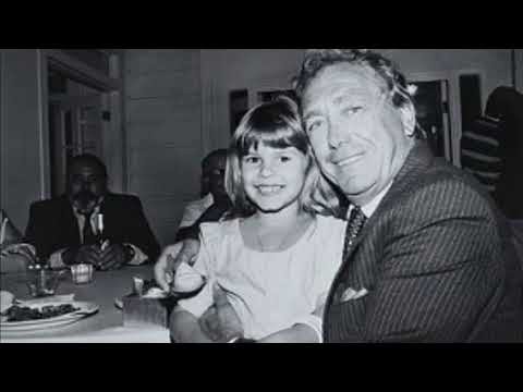 Malá Judith se svým otcem a svým vrahem ZDROJ: medium.com