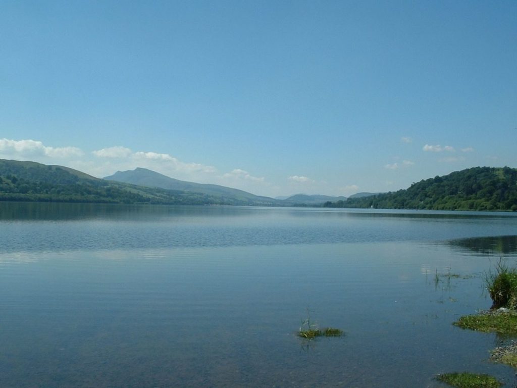 Jezero Bala, které je domovem Teggie ZDROJ: sott.net
