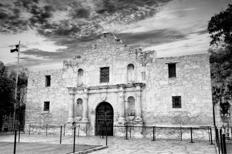 Obcházejí dodnes Alamo padlí vojáci? ZDROJ: paranormalsupplies.com