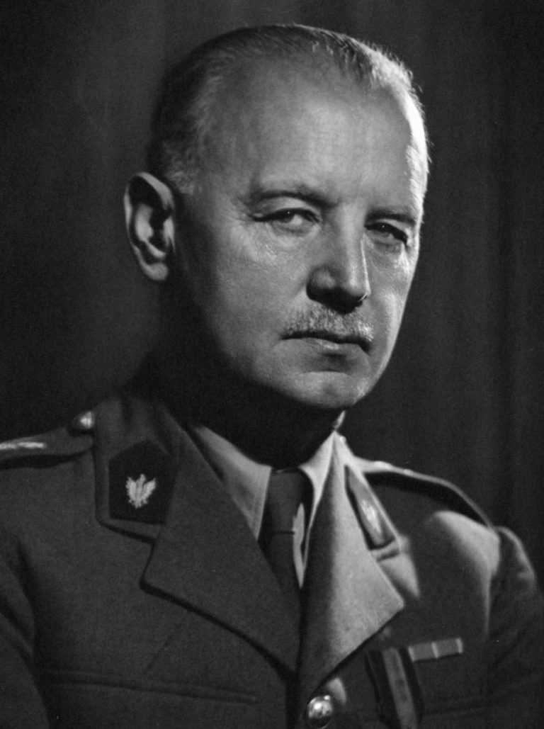 Během druhé světové války se Władysław Sikorski stal ministerským předsedou polské vlády v exilu a velitelem vojsk. Foto: wikipedia commons