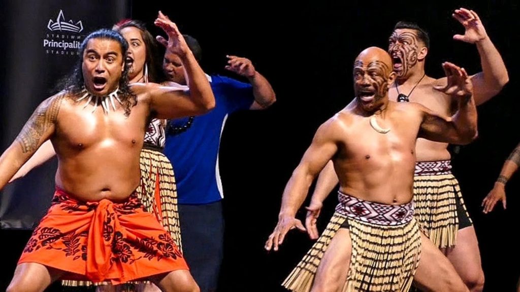 Haka je na Novém Zélandu populární nejen ve světě sportu. Foto: youtube.com