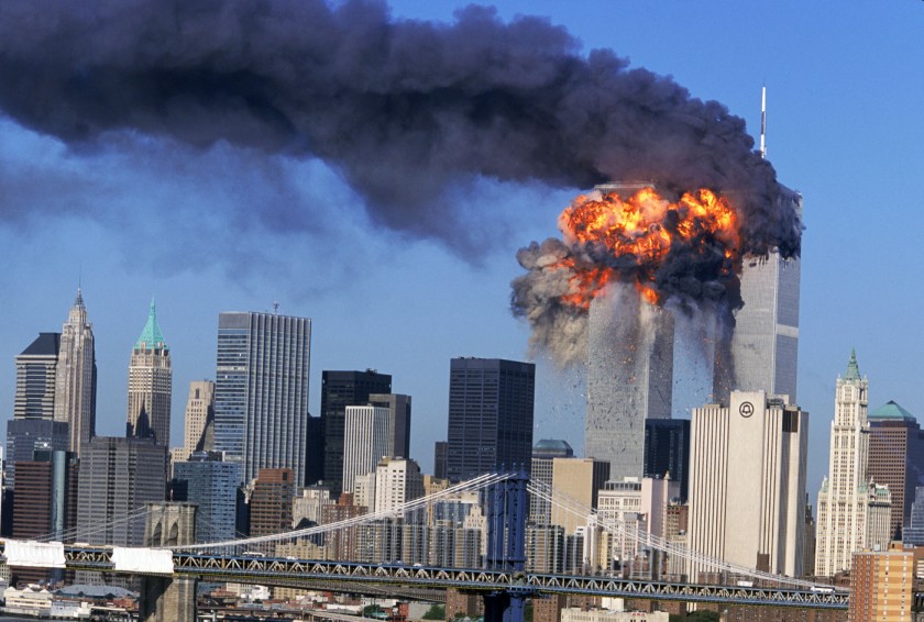Teroristické útoky z roku 2001 otřásly světem. Foto: latimes.com
