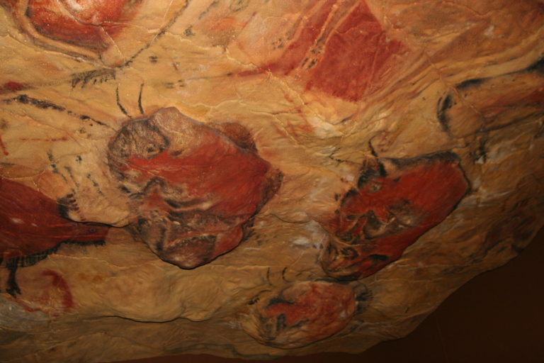 Kresby v jeskyni Altamira, která se nachází ve stejné oblasti, foto: Matthias Kabel / Creative Commons / CC BY 2.5