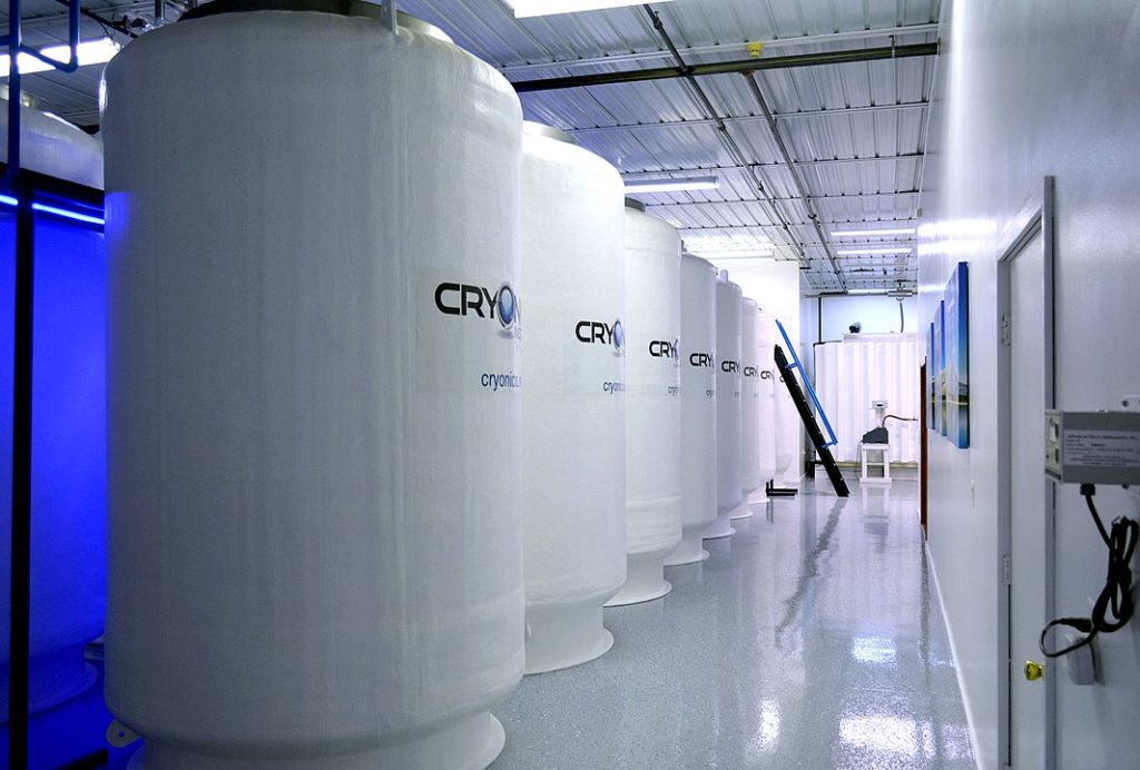 Cryonics Institute, založený Ettingerem, uchovává klienty v těchto tankerech. Foto: Dan / Creative Commons / CC BY-SA 4.0