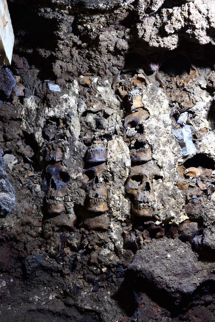 Lebky možná patří lidem, kteří byli rituálně obětováni, foto: Tiskové oddělení Národního institutu antropologie a historie v Mexiku