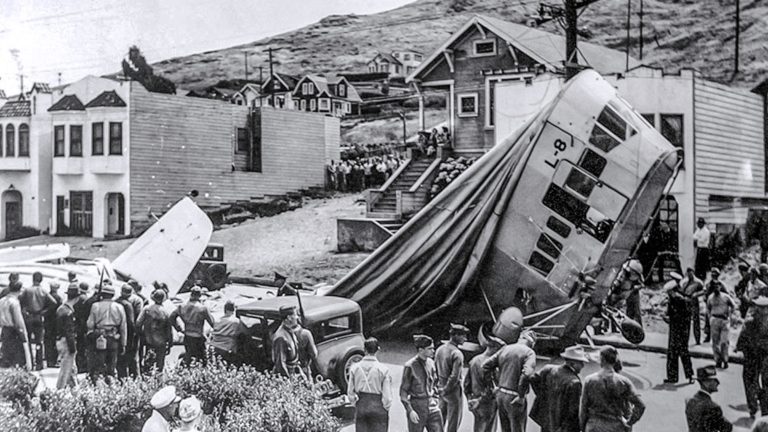 L-8 krátce po havárii, Foto: Národní archivy USA