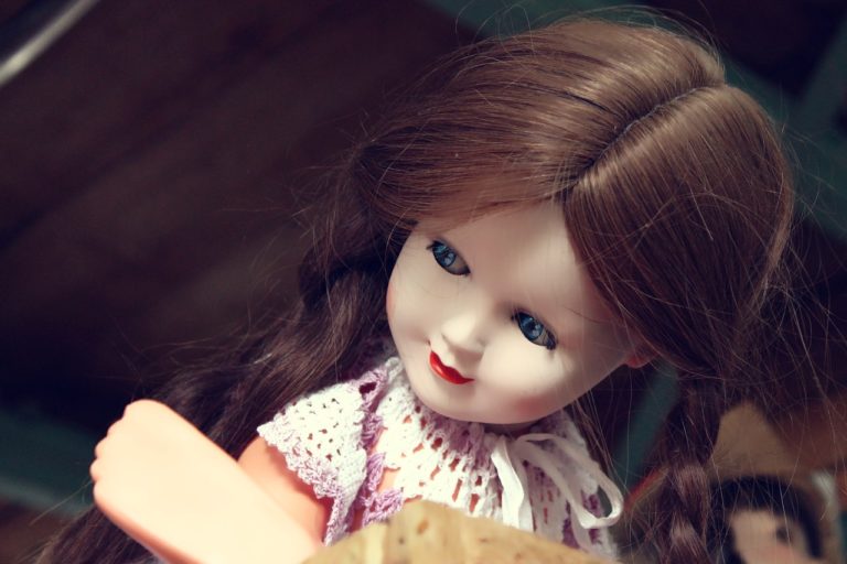 Děvčátko nevypadalo jako normální dítě - spíše jako panenka. Foto: Pixabay
