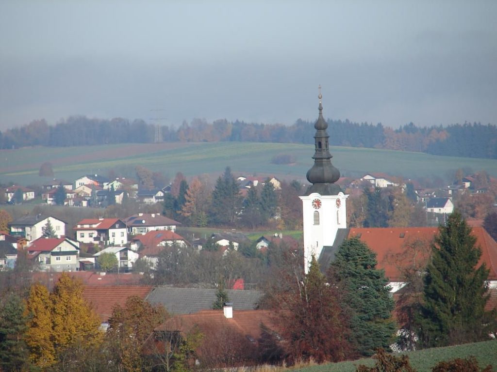 Rakouská obec Neuhofen im Innkreis skrývá v  polích záhadu... Foto: hansaushermargor / Wikimedia Commons - volné dílo