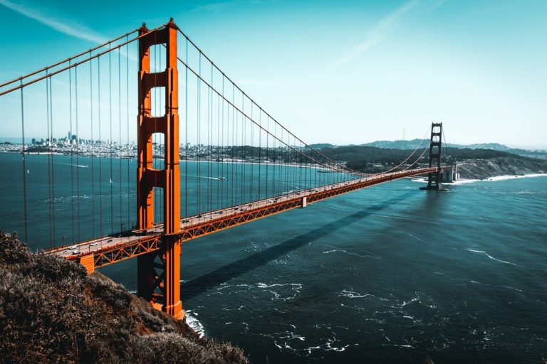 San Francisko je dnes známé díky mostu Golden Gate - v polovině 19. století tu ale noviny psaly o strašidelmém domě, plném škodolibých duchů. Foto: Pixabay