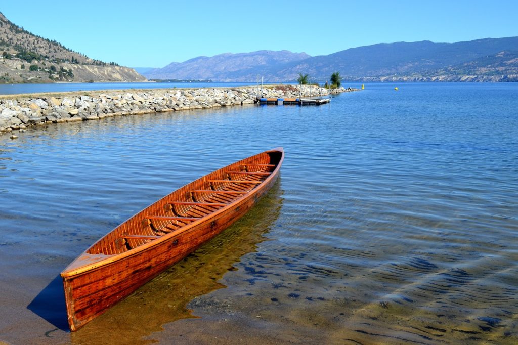 Opravdu v tomto kanadském jezeře může žít dosud nepopsaný tvor? Foto: Pixabay