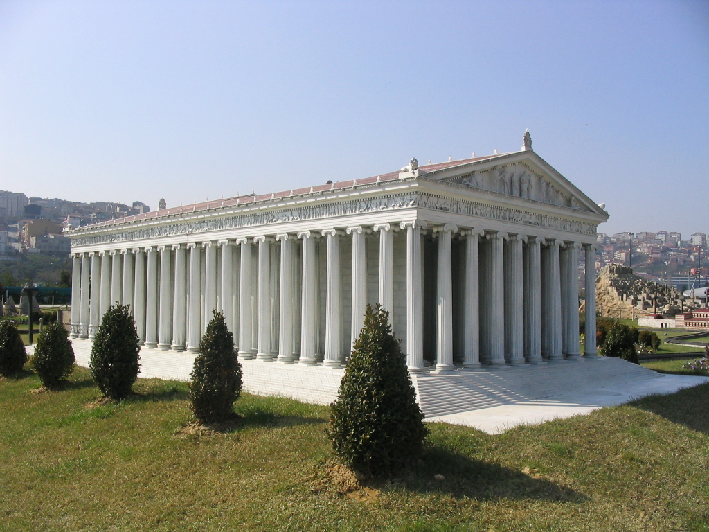 Pravděpodobná podoba Artemidina chrámu v Efesu, Miniatürk Park, Istanbul, Foto: Zee Prime / Creative Commons-CC-BY-SA-2.5