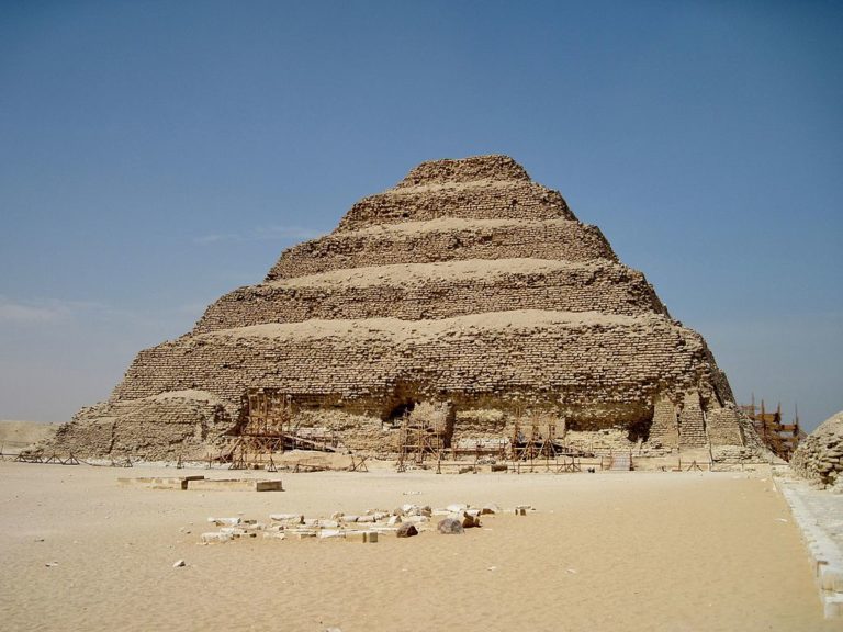 Džoserova pyramida v Sakkáře, foto Olaf Tausch / Creative Commons / CC BY-SA 3.0