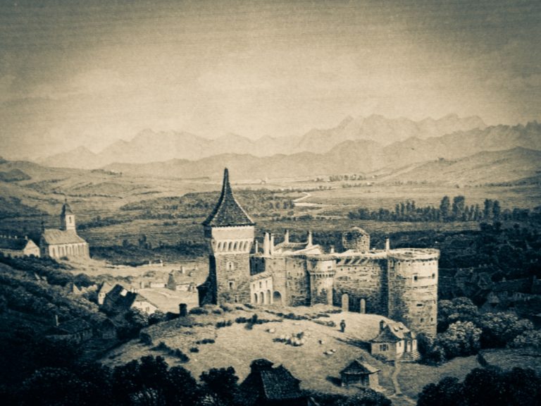 Historické vyobrazení Korvínova hradu v rumunské Transylvánii. Právě zde měl být za nelidských podmínek Vlad III. vězněn dlouhých sedm let. Podle některých názorů zde zešílel. Zdroj obrázku: Unuplusunu, CC BY-SA 3.0 , via Wikimedia Commons