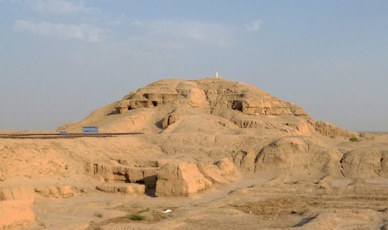 Postupy při výstavbě zikkuratů použili i Egypťané při budování pyramid. Zdroj foto: tobeytravels, CC BY-SA 2.0 , via Wikimedia Commons
