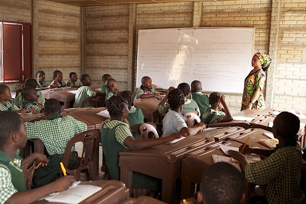 Legenda o Madam Koi Koi je velmi oblíbená v ghanských školách. Zdroj foto:  ZSM, CC BY-SA 3.0 , via Wikimedia Commons