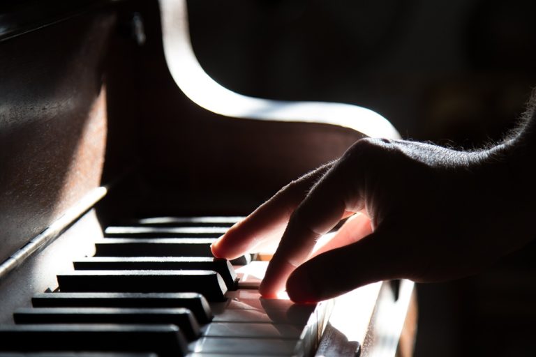 Muž po ztrátě vědomí dokonale ovládá klavír, foto Pixabay