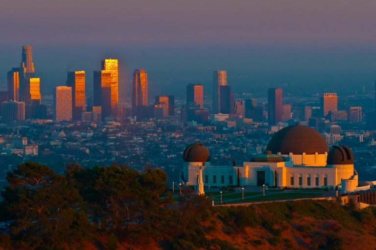 Los Angeles. Armádní zásah na podivný objekt na obloze stojí zbytečně životy civilistů. Foto: Pixabay