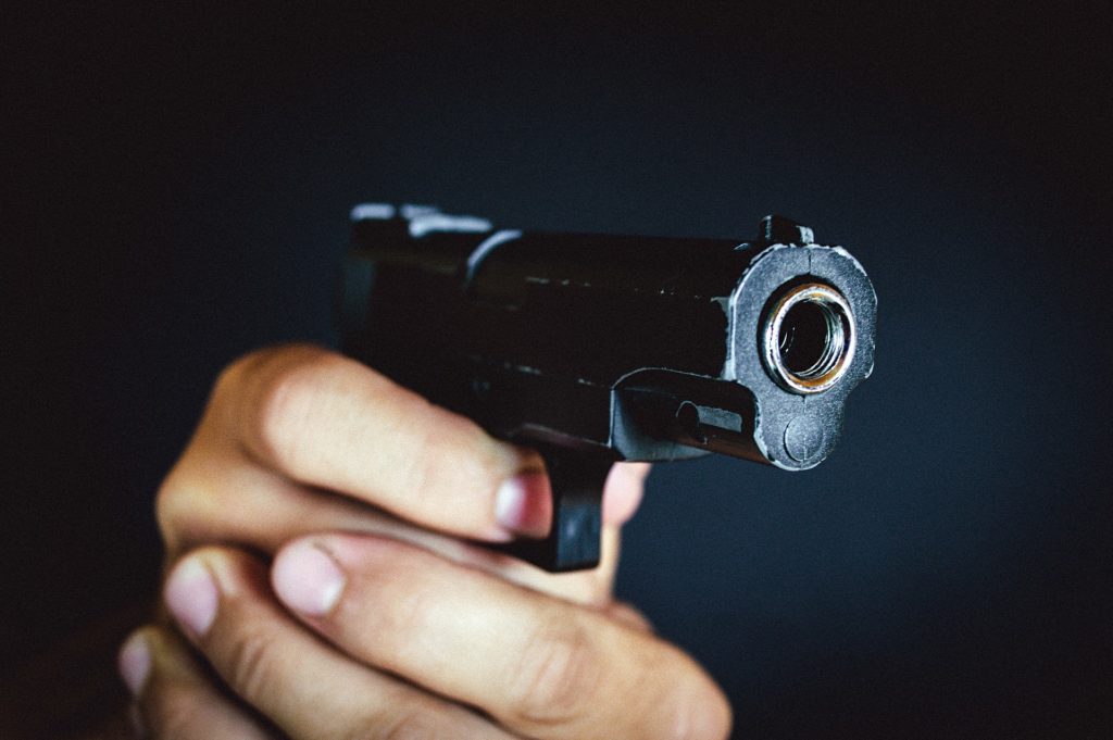 Vědce zastřelil sok v lásce, který pak obrátil zbraň proti sobě, foto Pixabay