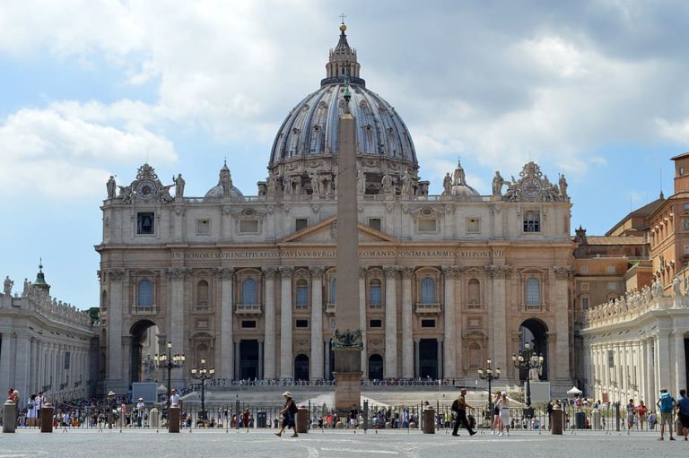 Vatikán je místem mnoha konspiračních teorií. Foto: PX Fuel