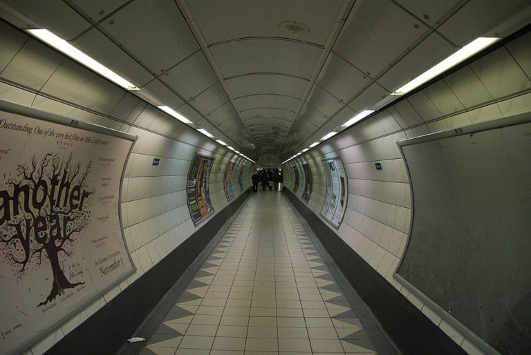 V podzemních prostorách metra není před přízraky kam utéct. Foto: Chris Sampson / Creative Commons / CC BY 2.0