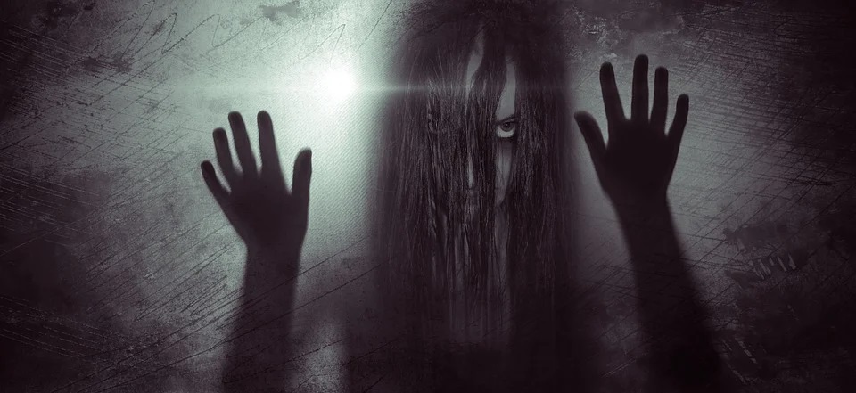 Ačkoli někdo může mít tzv. exorcismus za praktiku minulosti, není tomu tak. Foto: pixabay