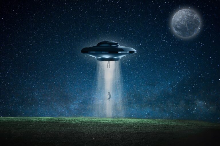Jedna z teorií zmiňuje i únosy mimozemšťanů, foto Pixabay
