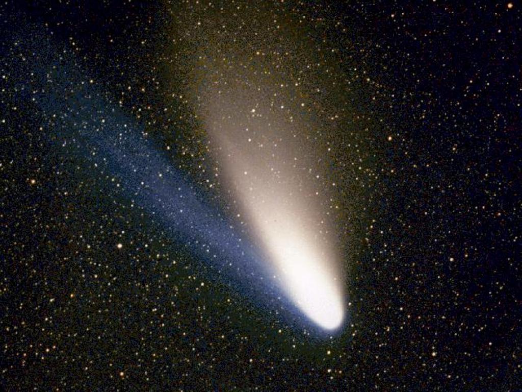 Asteroid Phaeton 3200 v mnohém připomíná kometu. Zdroj foto:  Geoff Chester, Public domain, via Wikimedia Commons

 
