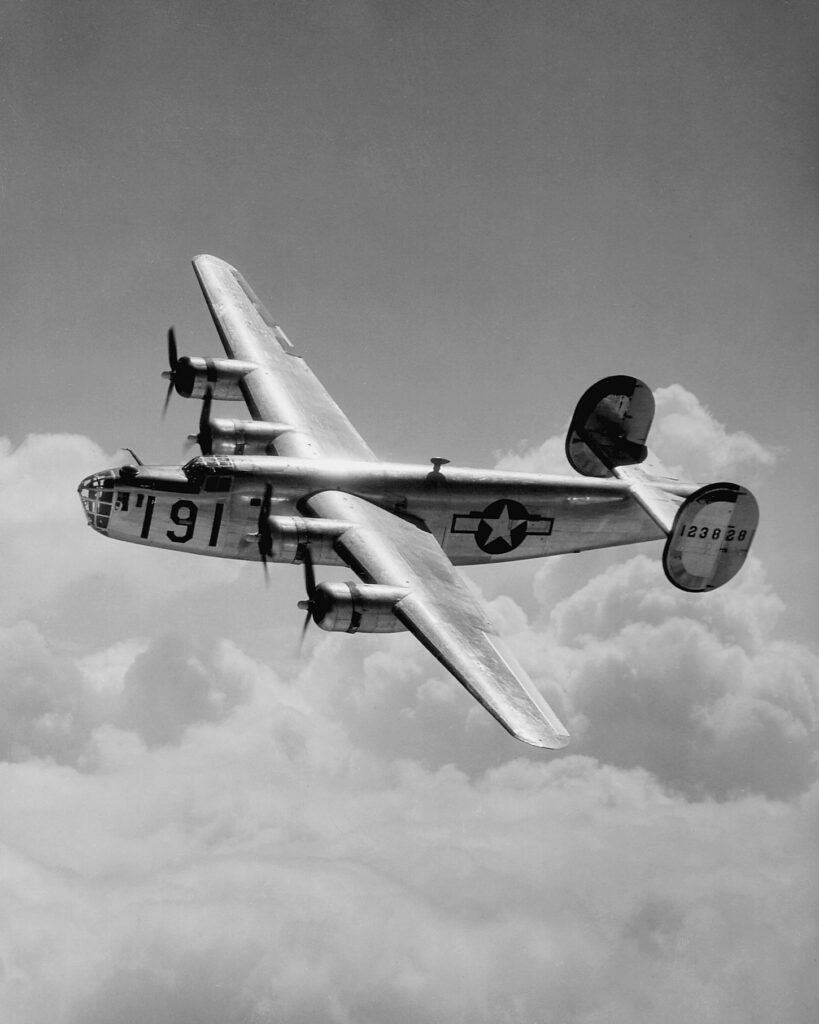 Svědky děsí přízrak amerického bombardéru z druhé světové války. Foto: Wikipedia / Unknown, U.S. Air Force archived photograph / Public Domain.