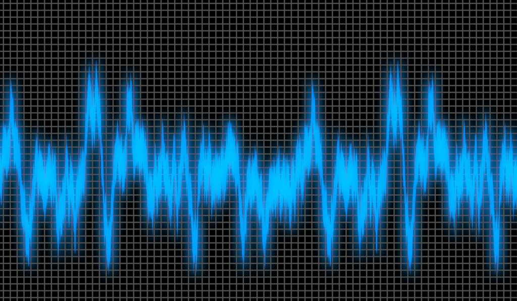 Electronic Voice Phenomena (zkráceně EVP) nebo také česky Fenomén elektronického hlasu jsou zvuky zachycené nahrávacími zařízeními, které připomínají hlas údajně patřící duchům. Foto: Pixabay 