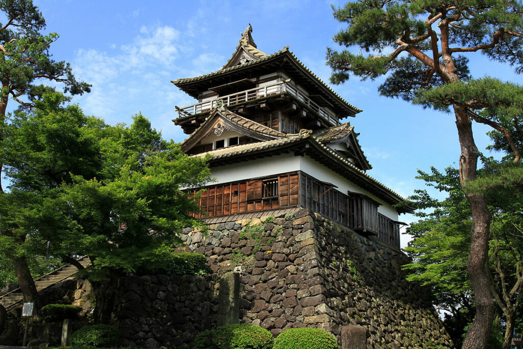 Část hradu Maruoka. FOTO :baku13, CC BY-SA 2.1 JP, via Wikimedia Commons
