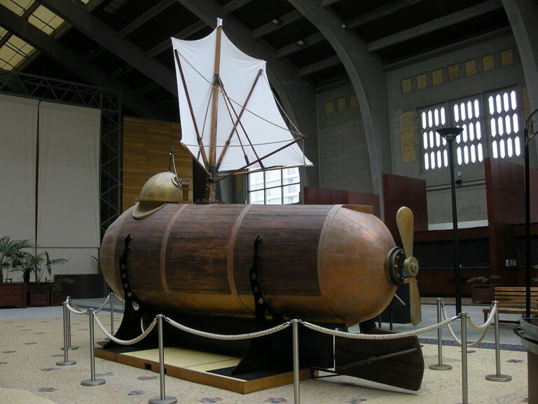 Předobraz románové ponorky Nautilus. Ponorka Roberta Fultona. Zdroj foto: Elle, Public domain, via Wikimedia Commons