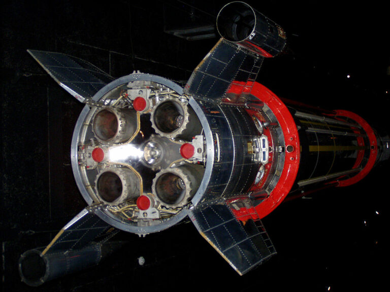Britská raketa Černý rytíř. S tajemným satelitem má společné jen jméno. Zdroj foto: John Bradley, CC BY-SA 3.0 , via Wikimedia Commons