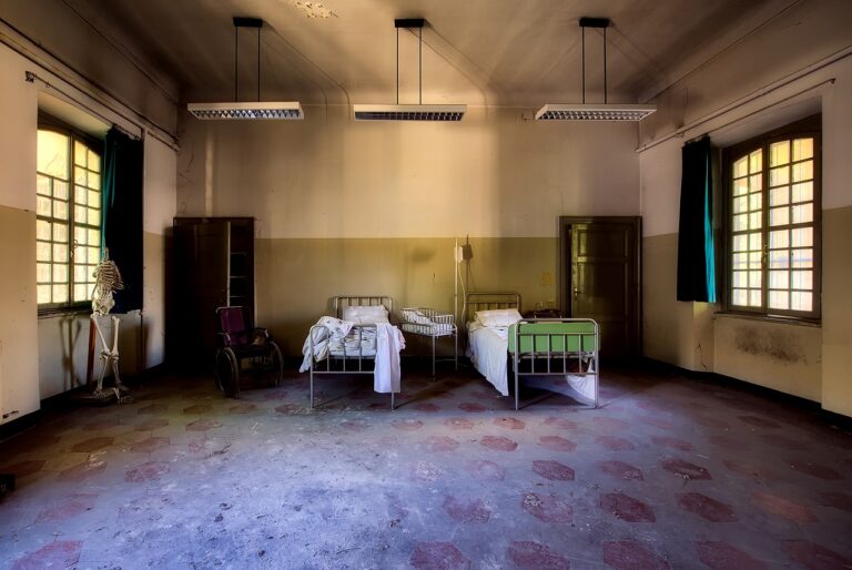 Nemocnice byla kvůli přízraku uzavřena, foto Pixabay