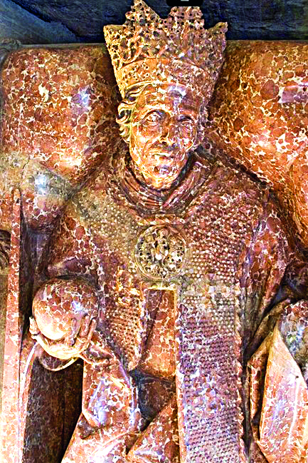 Kazimír IV. Jagellonský - náhrobek