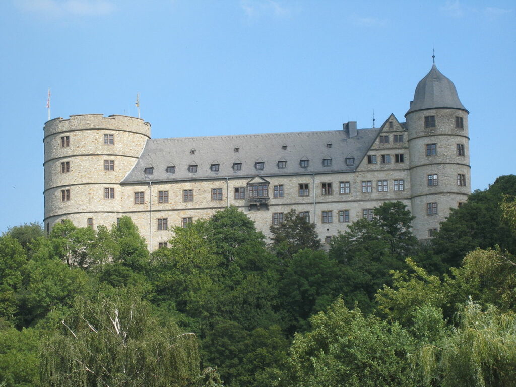 Aquino založil svůj řád na zámku Wewelsburg v Německu.  Foto: Tbachner / CC BY 3.0