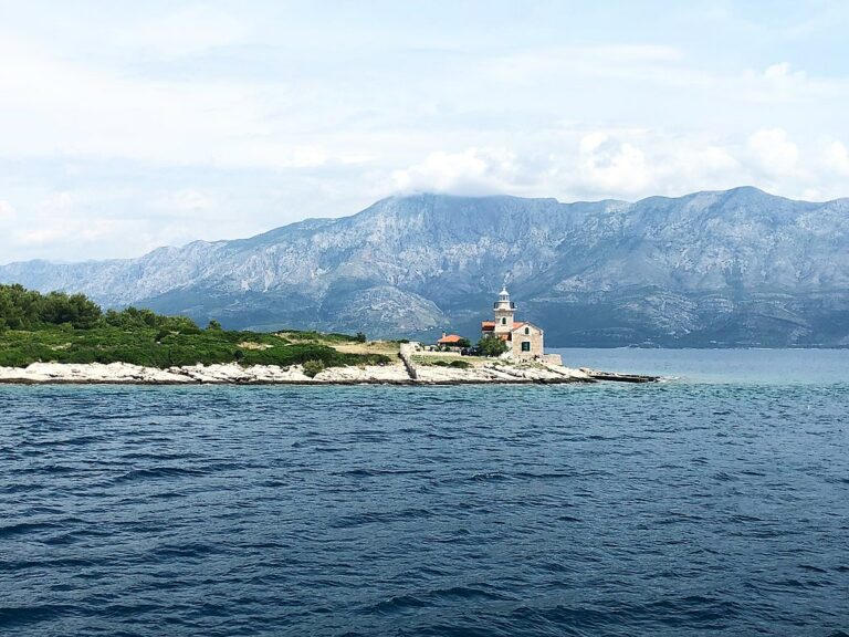 I současné dalmatské ostrovy byly kdysi místem, kde vládli druhohorní veleještěři. Zdroj foto: Salman2018, CC BY-SA 4.0 , via Wikimedia Commons