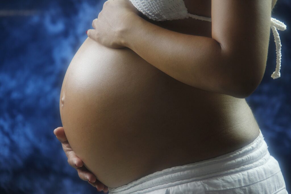 Pouto začíná už v době těhotenství... Foto: Pixabay 