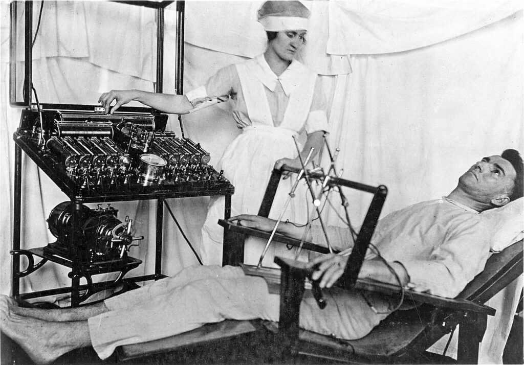 Elektrokonvulzivní terapie, tedy léčba elektrošoky, zde zřejmě zanechala silný otisk, foto Otis Historical Archives National Museum of Health and Medicine / Creative Commons / CC BY 2.0 