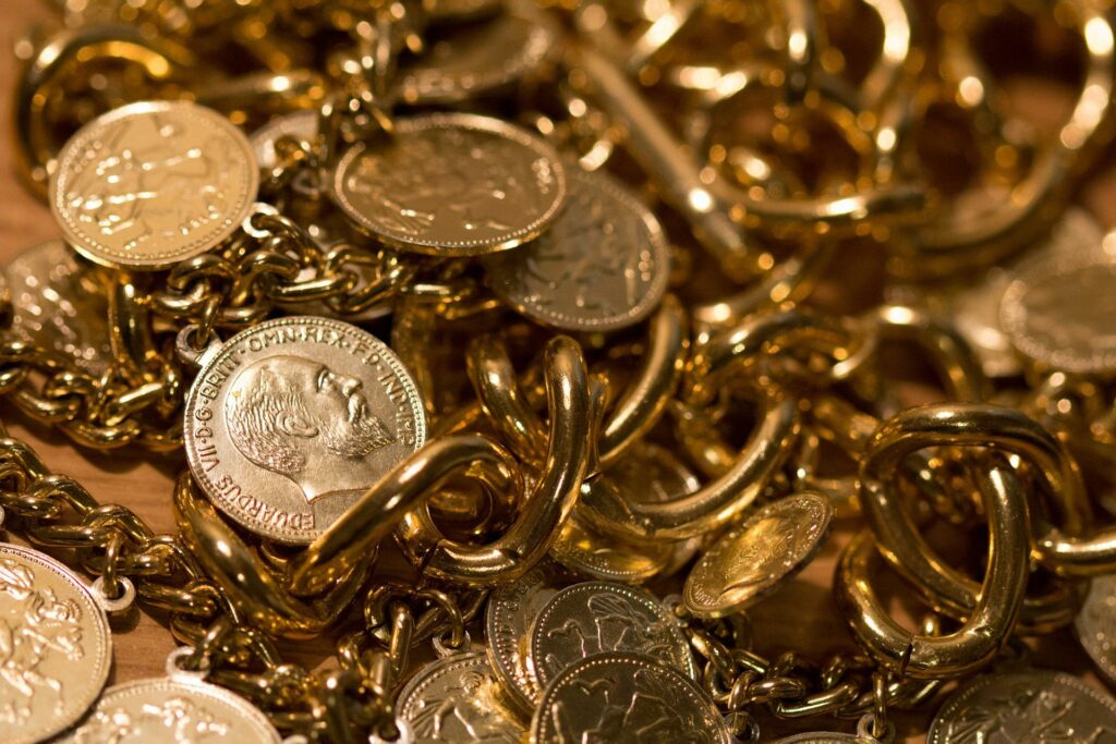 Ztracený poklad banditů by měl dnes cenu milionů. FOTO: Pixabay
