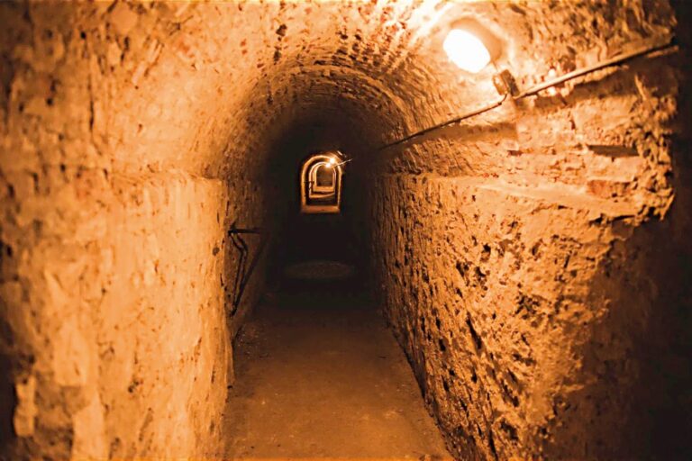 Podzemí Vyšehradu je rozsáhlé