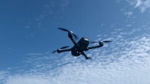 Záhadné černé drony děsí obyvatele Stockholmu