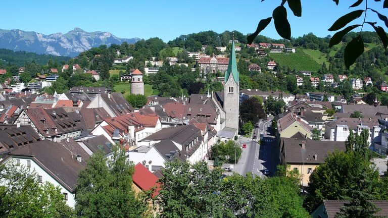 Rakouské město Feldkirch. Zdroj foto: I, Welleschik, CC BY-SA 3.0 , via Wikimedia Commons