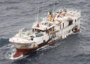 Posádka rybářské lodi zmizela beze stopy
